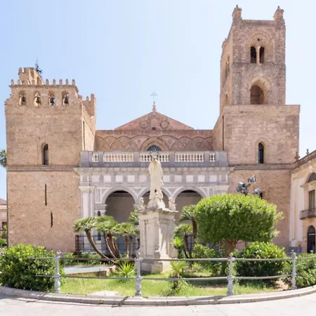 La Casa Di Angela Monreale