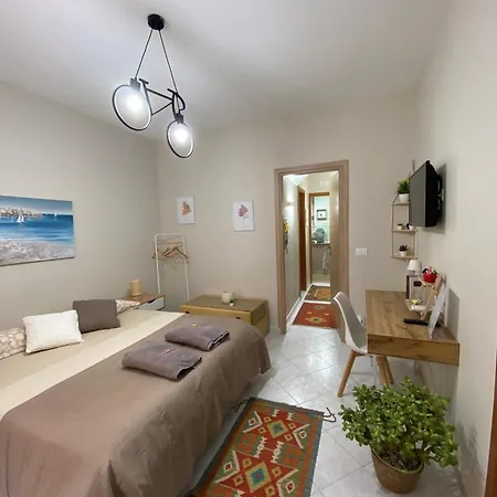 La Casa Di Angela * 몬레알레